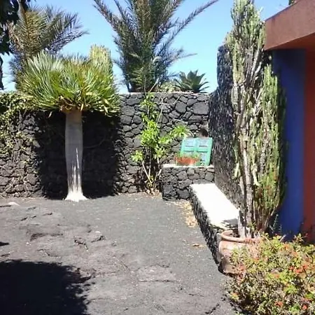 Teguise Sleeps 4 Wifi تيغيسي