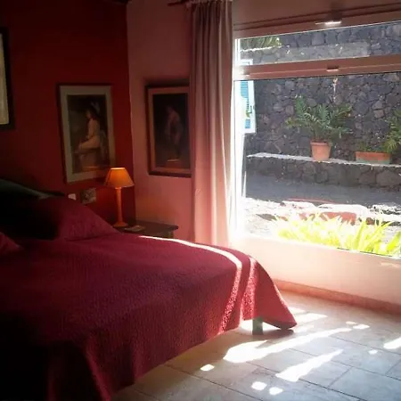 فيلة Teguise Sleeps 4 Wifi