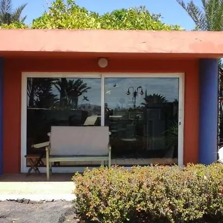 فيلة Teguise Sleeps 4 Wifi *