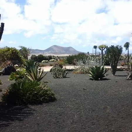 Teguise Sleeps 4 Wifi