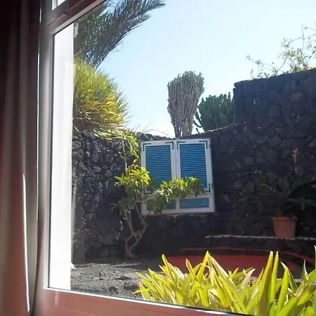Teguise Sleeps 4 Wifi